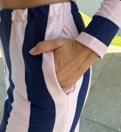 Calça Flare de Risca